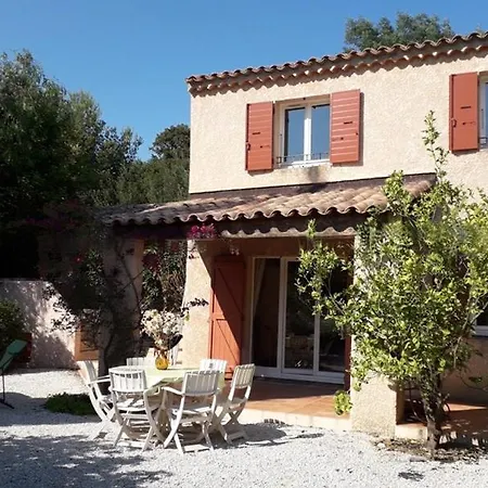 2 Dans Avec Piscine Villa