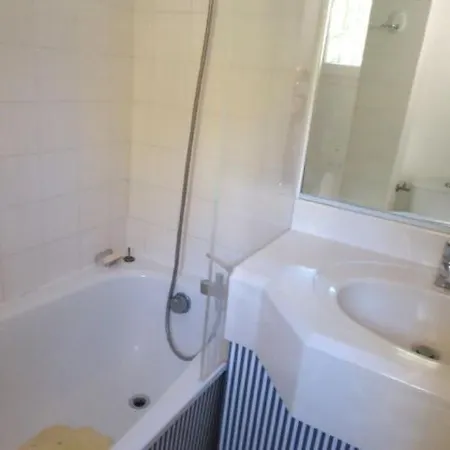 2 Dans Avec Piscine Villa