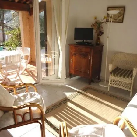 2 Dans Avec Piscine Villa Cavalaire-sur-Mer